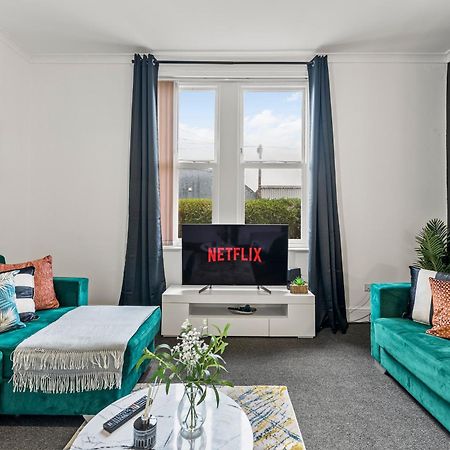 20 Percent Off! Stylish Sheffield Abode Sleeps 12 Exterior foto